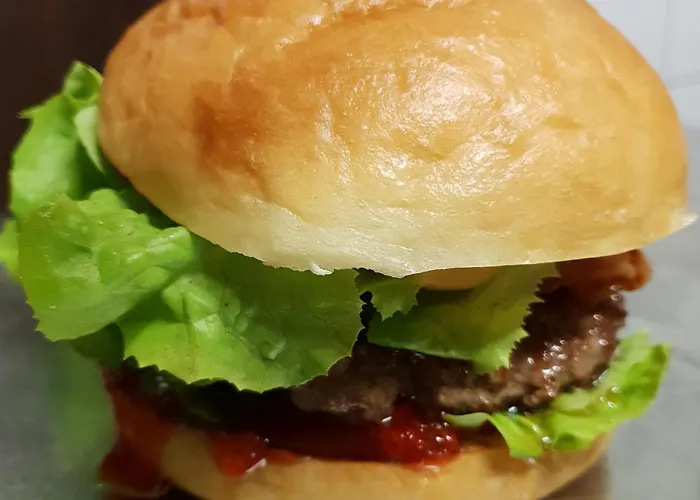 Restaurant Zunftstube 3* 사르부르크